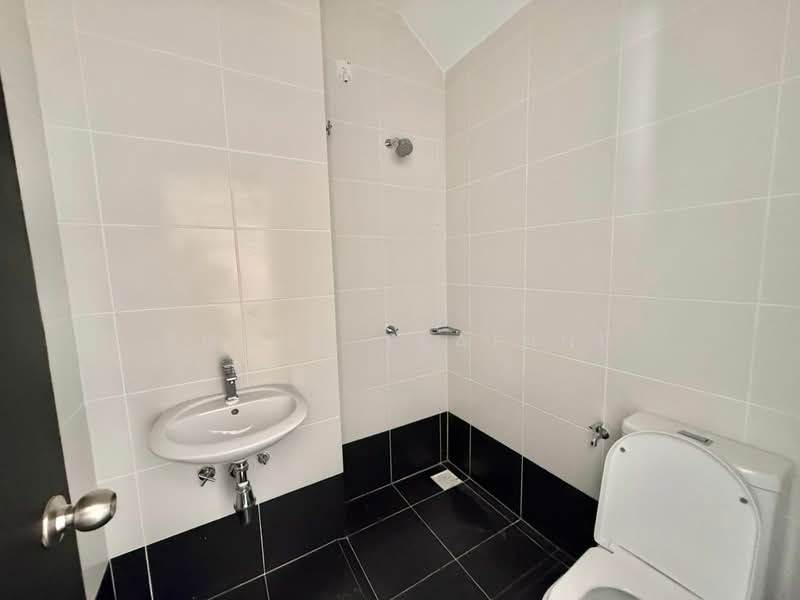 2-storey Terraced House for Sale in Eco Botanic (Iskandar Puteri (Nusajaya)) - Phang Elainne - Bathroom - PropertyGuru.com.my