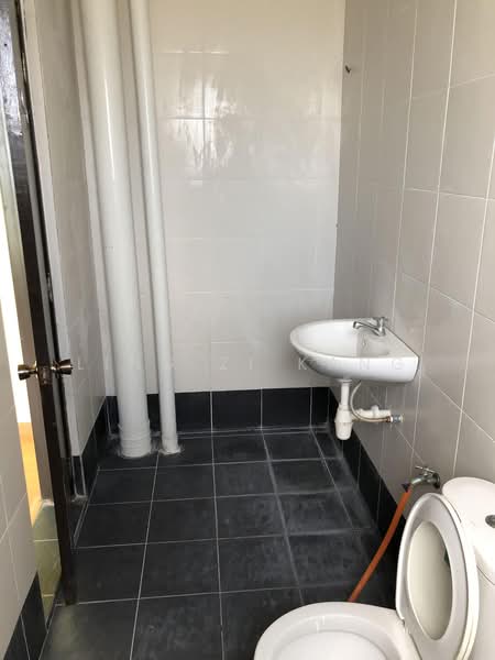 Servis Apartment untuk Dijual di Amara - Ling Zi Kang - Bathroom - PropertyGuru.com.my