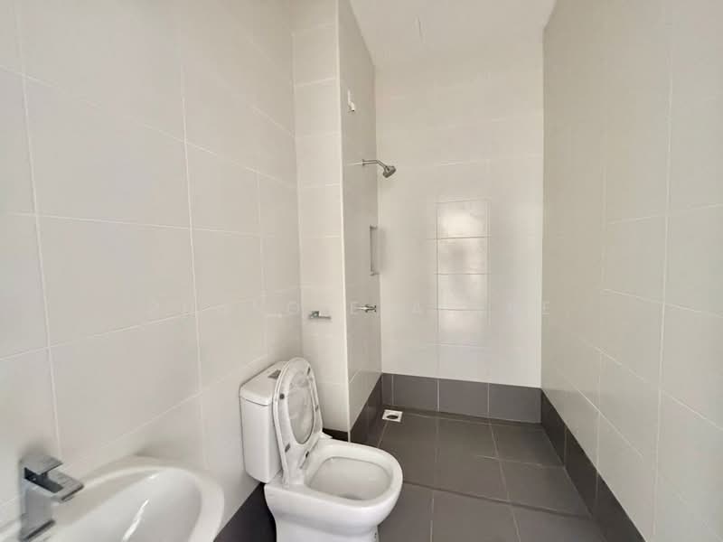 Cluster House for Sale in Eco Botanic (Iskandar Puteri (Nusajaya)) - Phang Elainne - Bathroom - PropertyGuru.com.my