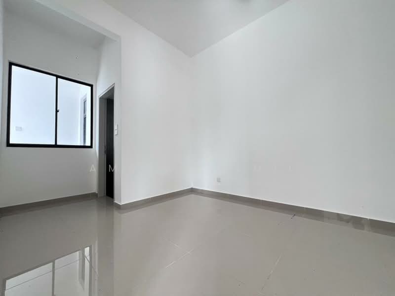 Cluster House for Sale in Shah Alam (Selangor) - Amsyar Jamil - Interior - PropertyGuru.com.my
