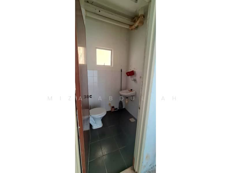 Apartment for Sale at Ukay Perdana - Miza Abdullah - Bathroom - PropertyGuru.com.my