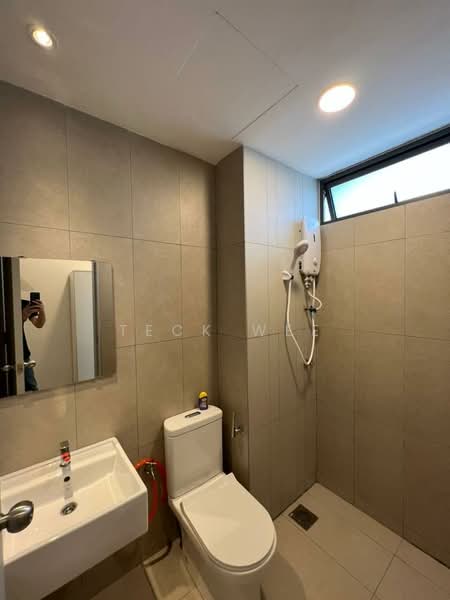 Service Residence for Sale at Kenwingston Platz - Teck Wee - Bathroom - PropertyGuru.com.my