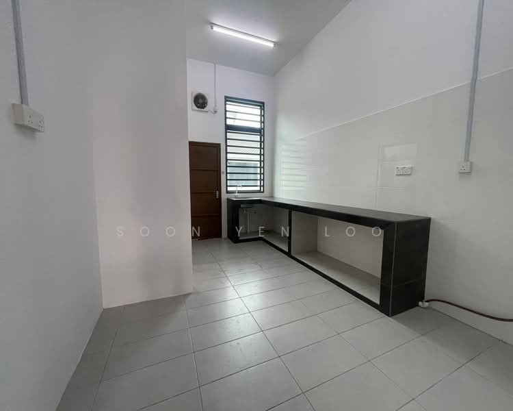 Rumah Teres 1 Tingkat untuk Disewa di Kuantan (Pahang) - Soon Yen Loo - Kitchen - PropertyGuru.com.my