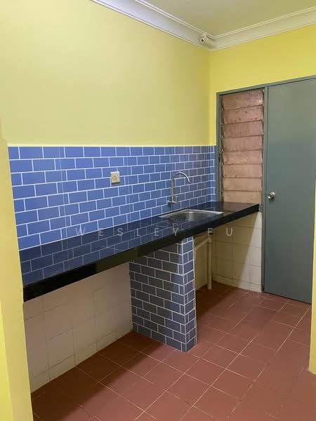 Apartment for Sale at Apartment Harmoni - Wesley Fu - Kitchen - PropertyGuru.com.my