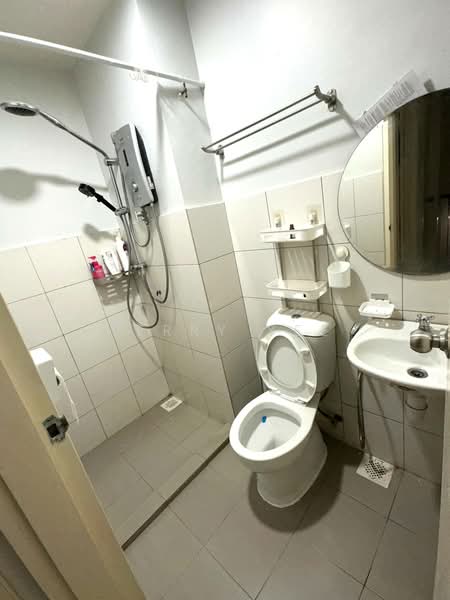 Townhouse for Sale in Bandar Sungai Long (Selangor) - Terry Yee - Bathroom - PropertyGuru.com.my