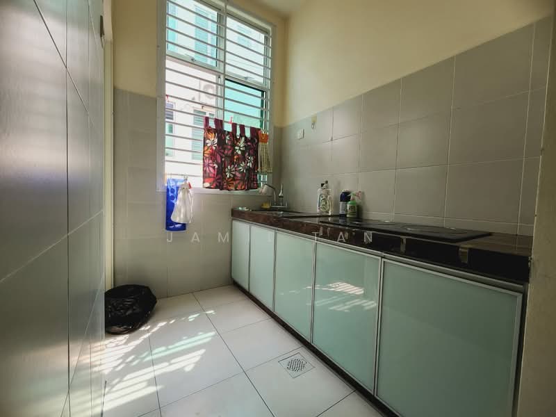 2-storey Terraced House for Rent in Taman JP Perdana (Johor Bahru) - Jamie Tan - Kitchen - PropertyGuru.com.my