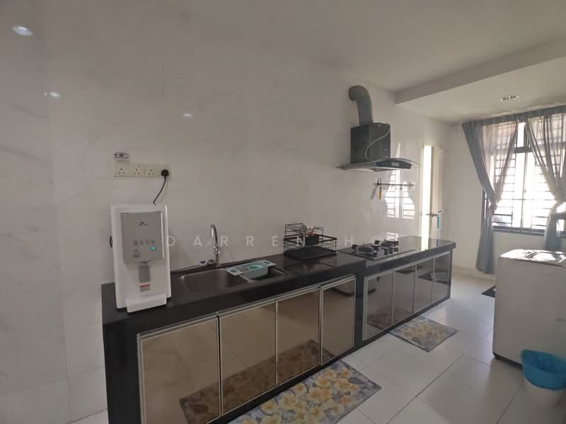Rumah Teres 2 Tingkat untuk Dijual di Taman Pelangi Indah (Ulu Tiram) - Darren Ho - Kitchen - PropertyGuru.com.my