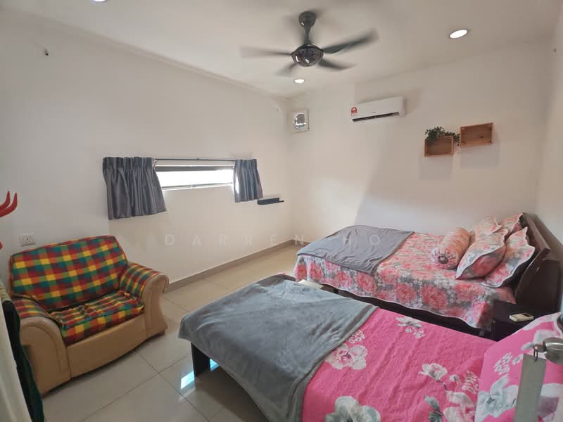 Rumah Teres 2 Tingkat untuk Dijual di Taman Pelangi Indah (Ulu Tiram) - Darren Ho - Bedroom - PropertyGuru.com.my