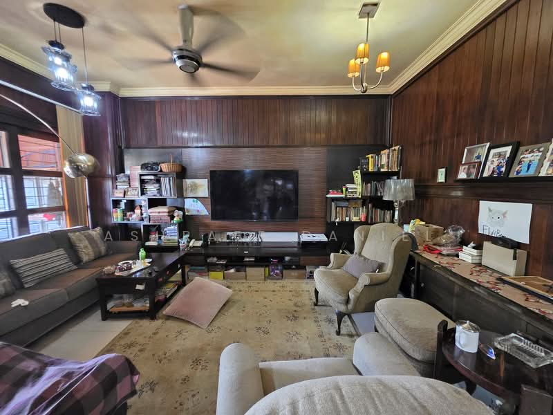 Semi-Detached House for Sale in D'Kayangan (Shah Alam) - Ashraff Daniel - Living Room - PropertyGuru.com.my