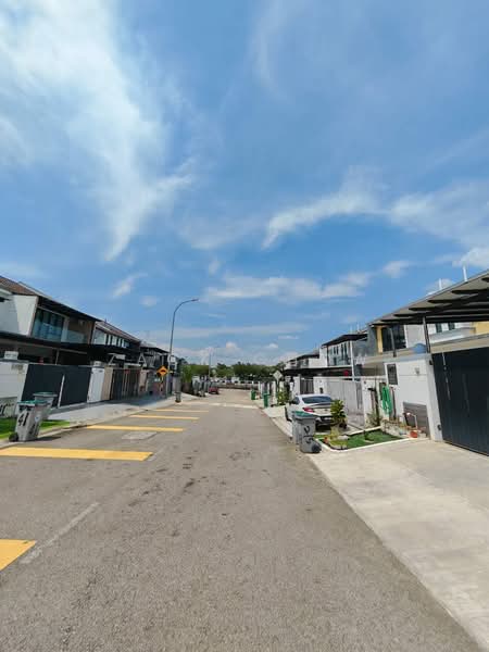 Rumah Teres 2-Tingkat untuk Dijual di Taman Austin Duta (Tebrau) - Zack Chow - Exterior - PropertyGuru.com.my