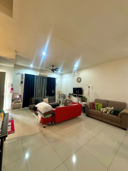Rumah Teres untuk Dijual di Alam Damai (Cheras) - Firdaus Husin - Living Room - PropertyGuru.com.my