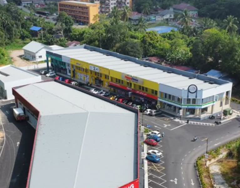 Shop for Sale in Kuala Lipis (Pahang) - Kelly Ang - Exterior - PropertyGuru.com.my