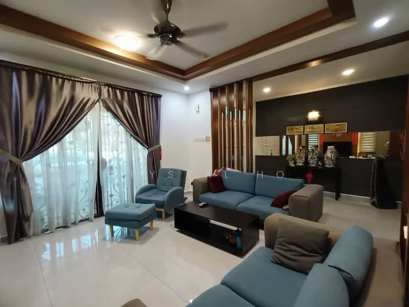 Cluster House for Sale in Austin Heights (Tebrau) - Krystal Ho - Living Room - PropertyGuru.com.my