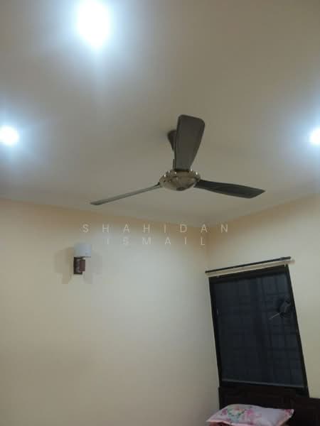 Rumah Teres 2.5 Tingkat untuk Dijual di Seri Manjung (Perak) - Shahidan Ismail - Bedroom - PropertyGuru.com.my