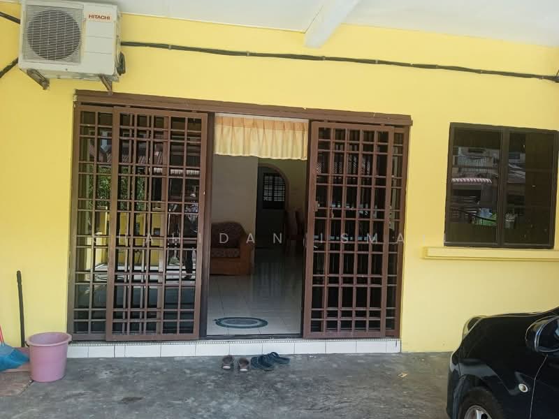 Rumah Teres 2.5 Tingkat untuk Dijual di Seri Manjung (Perak) - Shahidan Ismail - Exterior - PropertyGuru.com.my