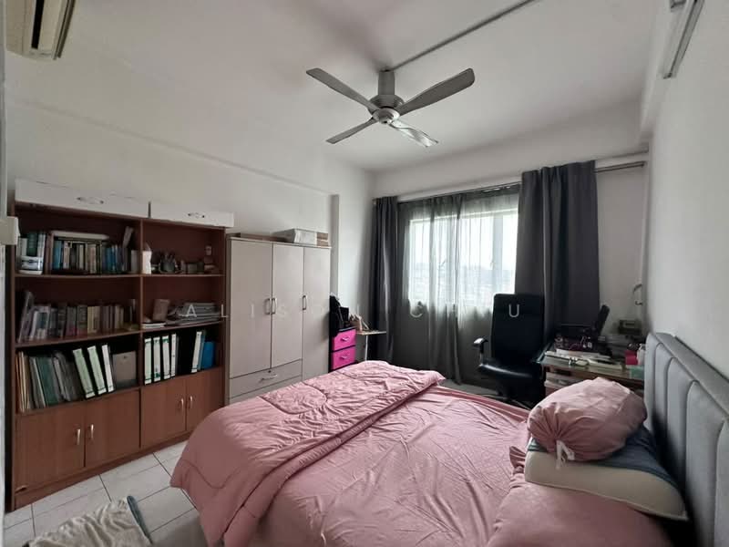 Kondominium untuk Dijual di Menara Menjalara - Alison Chiu - Bedroom - PropertyGuru.com.my