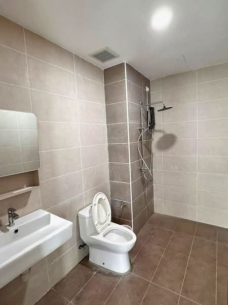 Service Residence for Rent at Wave @ Marina Cove - Chloe Shum - Bathroom - PropertyGuru.com.my