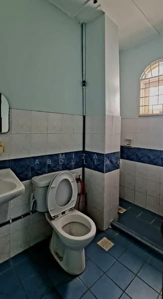 2-storey Terraced House for Sale in Pusat Bandar Puchong (Puchong) - Miza Abdullah - Bathroom - PropertyGuru.com.my