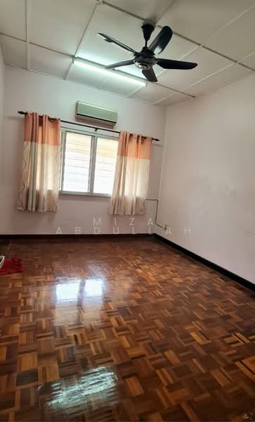 2-storey Terraced House for Sale in Pusat Bandar Puchong (Puchong) - Miza Abdullah - Interior - PropertyGuru.com.my