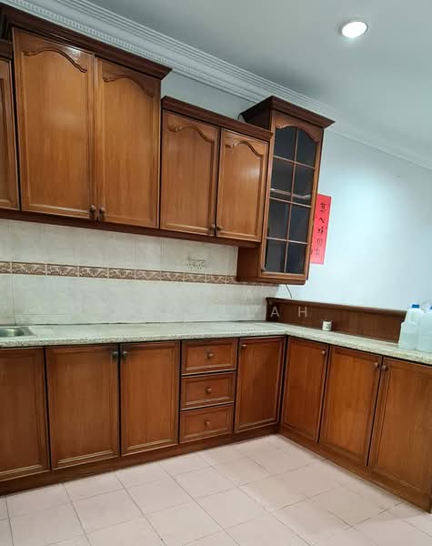 2-storey Terraced House for Sale in Pusat Bandar Puchong (Puchong) - Miza Abdullah - Kitchen - PropertyGuru.com.my