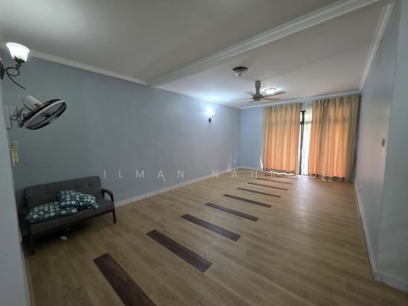 2-storey Terraced House for Sale in Presint 14 (Putrajaya) - Ilman Nahri - Living Room - PropertyGuru.com.my