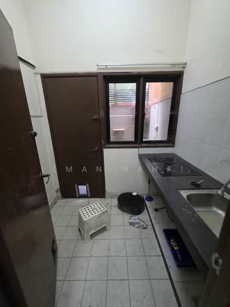 2-storey Terraced House for Sale in Presint 14 (Putrajaya) - Ilman Nahri - Kitchen - PropertyGuru.com.my