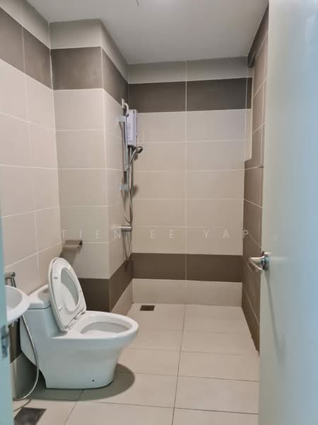 Kondominium untuk Disewa di Saville @ The Park - Tien Ee Yap - Bathroom - PropertyGuru.com.my