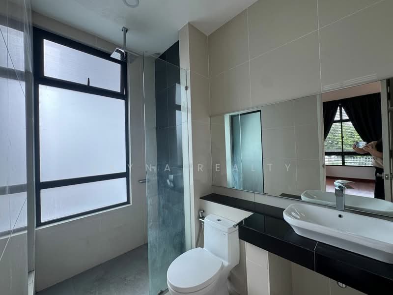 Cluster House for Rent in Eco Botanic (Iskandar Puteri (Nusajaya)) - Rayna Realty - Bathroom - PropertyGuru.com.my