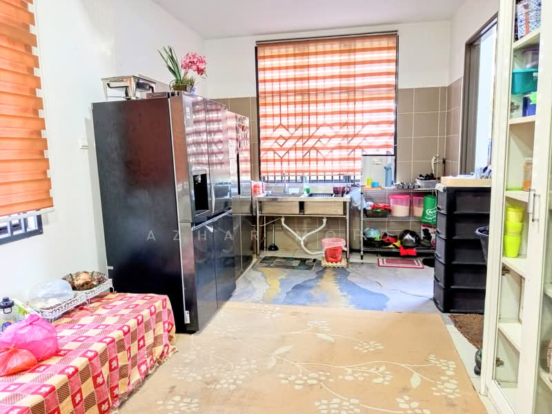 Rumah Teres 2 Tingkat untuk Dijual di Dengkil (Selangor) - Azhar Mohd - Kitchen - PropertyGuru.com.my