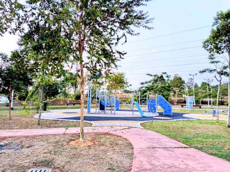 Rumah Teres 2 Tingkat untuk Dijual di Dengkil (Selangor) - Azhar Mohd - Exterior - PropertyGuru.com.my
