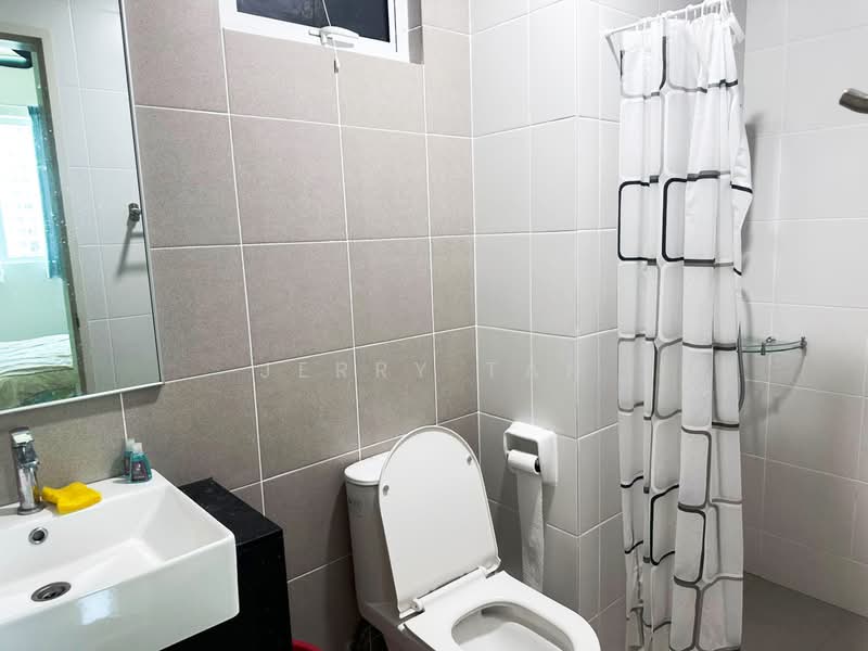 Kondominium untuk Disewa di Ideal Residency - Jerry Tan - Bathroom - PropertyGuru.com.my