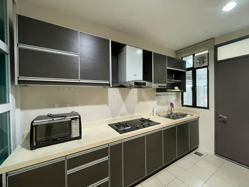 Rumah Teres 2 Tingkat untuk Dijual di Taman Damai Utama (Bandar Kinrara) - Raelyn Chong - Kitchen - PropertyGuru.com.my