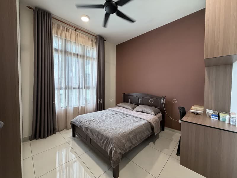 Servis Apartment untuk Dijual di B11 Parkland Residence - Johnny Leong - Bedroom - PropertyGuru.com.my
