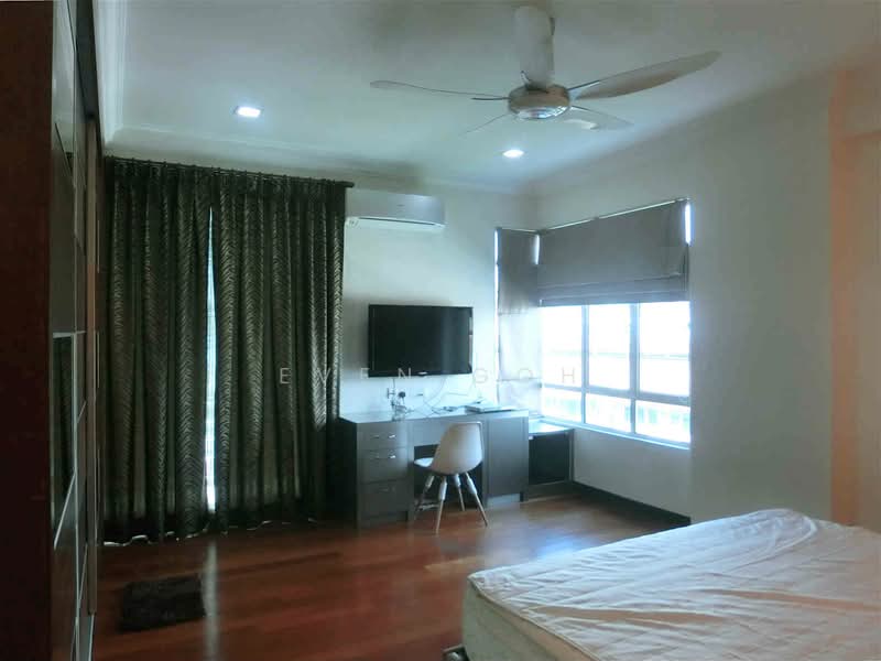 Kondominium untuk Dijual di BayStar Condominium - Even Goh - Master Bedroom - PropertyGuru.com.my