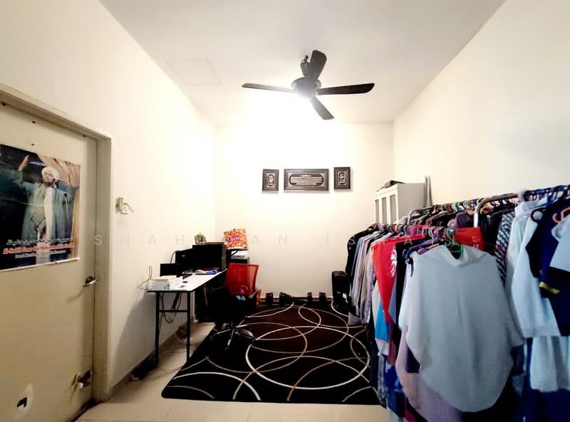 Rumah Teres untuk Dijual di Nilai (Negeri Sembilan) - Shahidan Ismail - Study - PropertyGuru.com.my