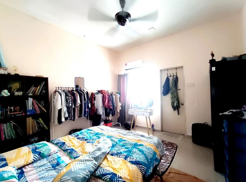Rumah Teres untuk Dijual di Nilai (Negeri Sembilan) - Shahidan Ismail - Bedroom - PropertyGuru.com.my