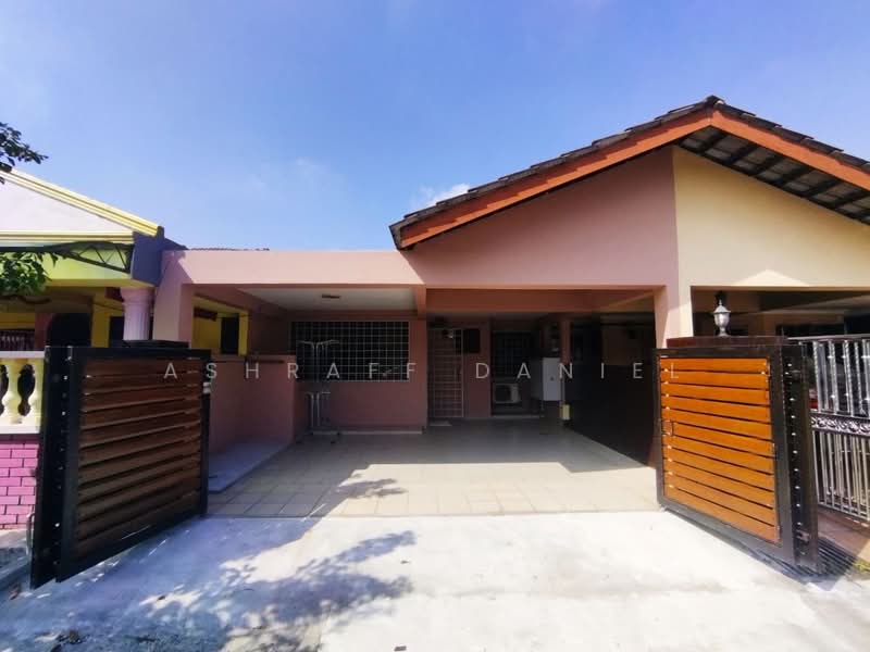 Rumah Teres 1 Tingkat untuk Dijual di Puchong Perdana (Selangor) - Ashraff Daniel - Exterior - PropertyGuru.com.my