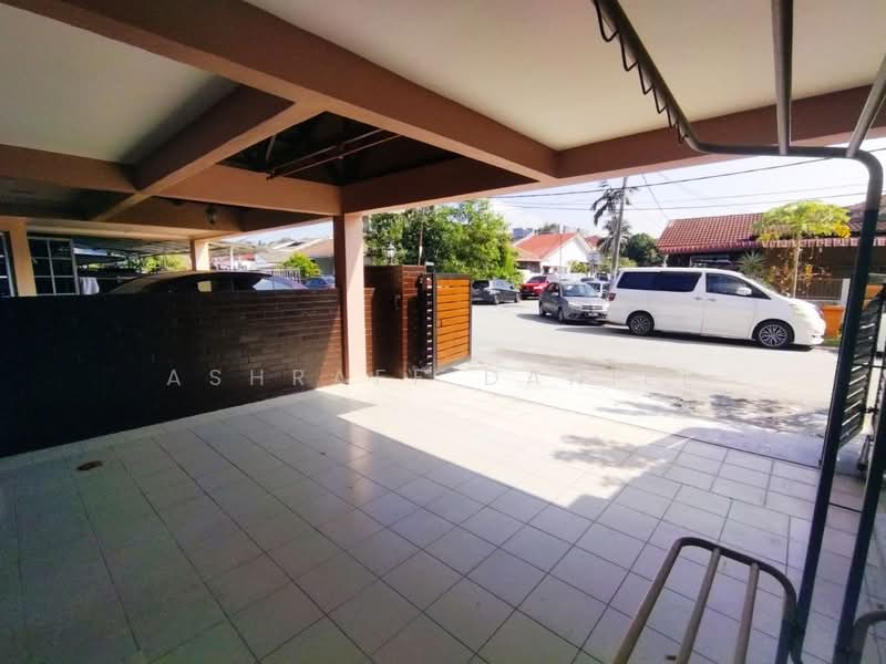 Rumah Teres 1 Tingkat untuk Dijual di Puchong Perdana (Selangor) - Ashraff Daniel - Exterior - PropertyGuru.com.my