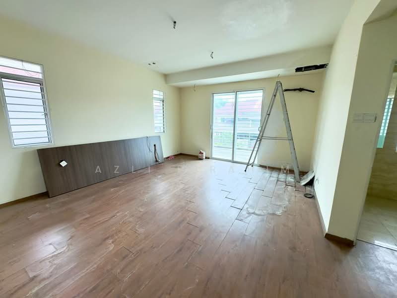 Semi-Detached House for Sale in Bandar Teknologi Kajang (Kajang) - Azli Ibrahim - Living Room - PropertyGuru.com.my
