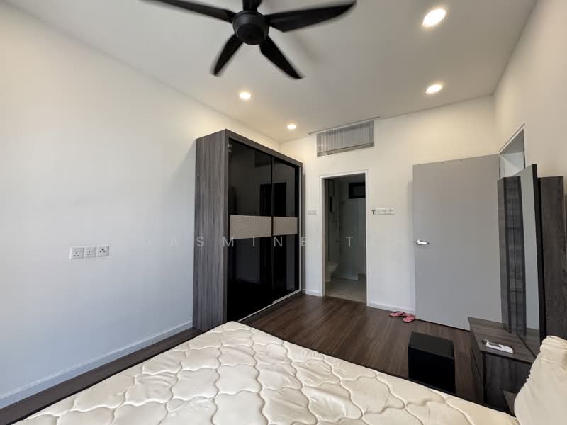 Kondominium untuk Disewa di Vertu Resort - Jasmine Teh - Bedroom - PropertyGuru.com.my