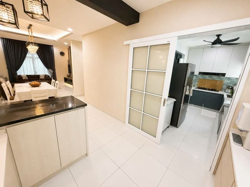 Rumah Teres 2 Tingkat untuk Dijual di Iskandar Puteri (Nusajaya) (Johor) - Amir Faris Rusli - Dining Room - PropertyGuru.com.my