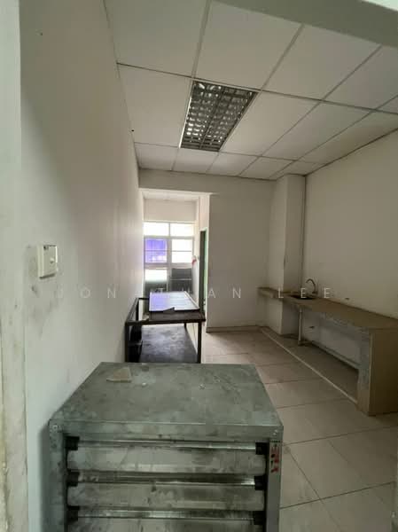 Kilang untuk Disewa di Taman Industri Pusat Bandar Puchong (Puchong) - Jonathan Lee - Interior - PropertyGuru.com.my