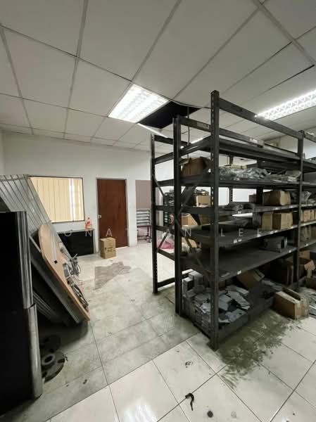 Kilang untuk Disewa di Taman Industri Pusat Bandar Puchong (Puchong) - Jonathan Lee - Interior - PropertyGuru.com.my