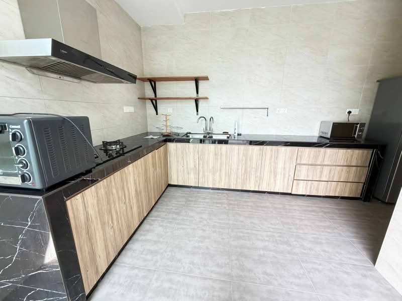 Cluster House for Sale in Taman Adda Heights (Tebrau) - Ym Wong - Kitchen - PropertyGuru.com.my
