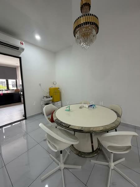 2.5-storey Terraced House for Rent in Iskandar Puteri (Nusajaya) (Johor) - Jessy Koh - Dining Room - PropertyGuru.com.my