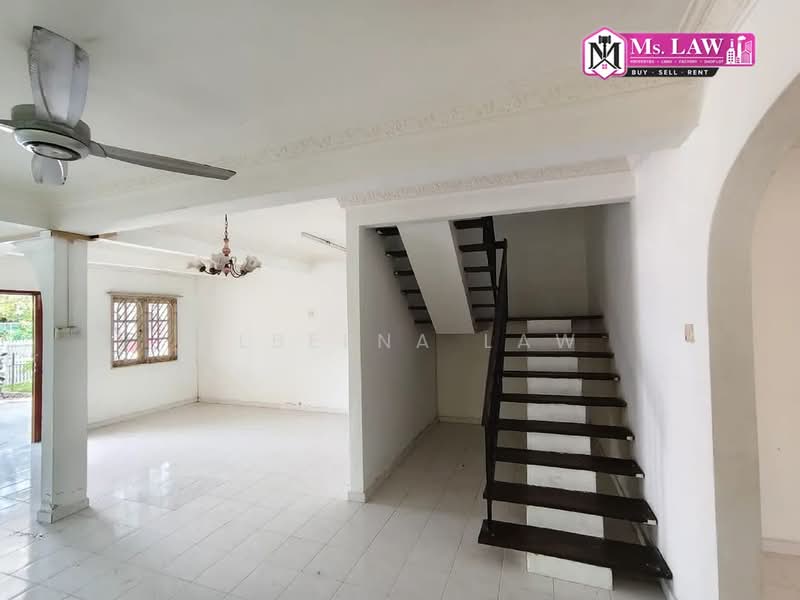 Semi-Detached House for Sale in Sungai Ara (Penang) - Albeena Law - Living Room - PropertyGuru.com.my