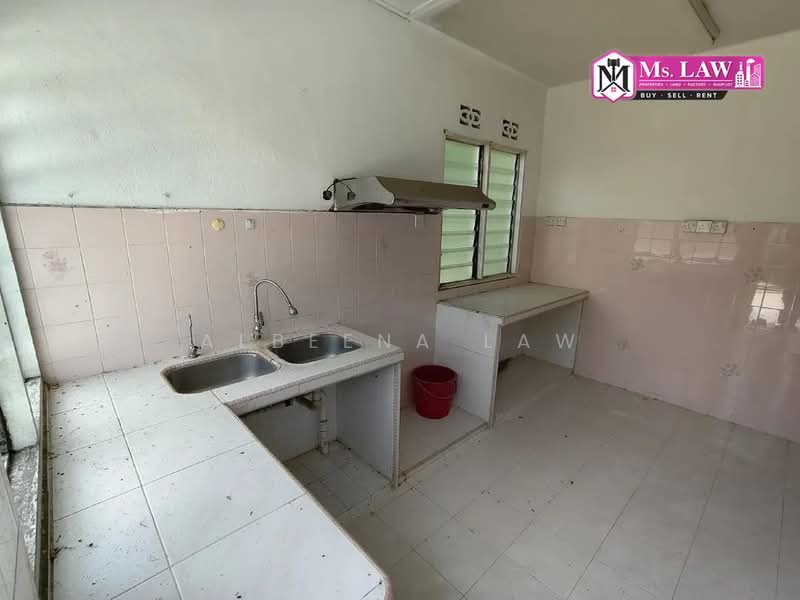 Semi-Detached House for Sale in Sungai Ara (Penang) - Albeena Law - Kitchen - PropertyGuru.com.my