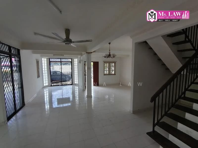 Semi-Detached House for Sale in Sungai Ara (Penang) - Albeena Law - Living Room - PropertyGuru.com.my