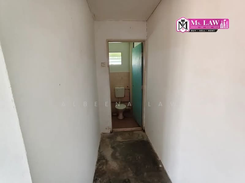 Semi-Detached House for Sale in Sungai Ara (Penang) - Albeena Law - Corridor - PropertyGuru.com.my