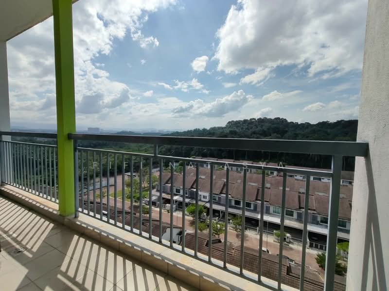 Pangsapuri untuk Dijual di Suria Mewah Residensi - Fifi Natasya - Balcony - PropertyGuru.com.my